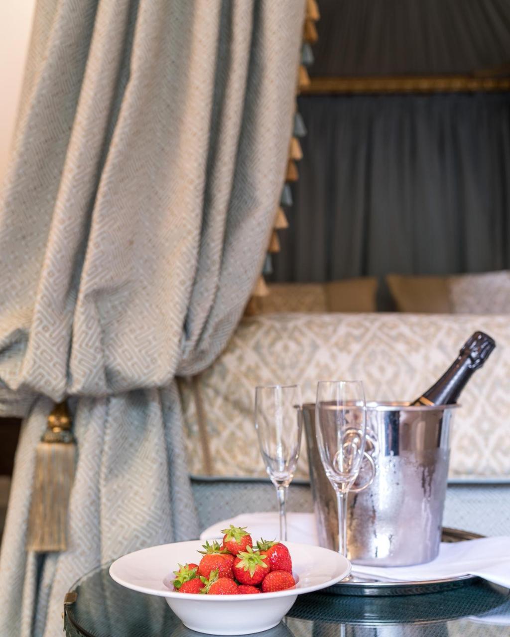 The Eastbury & Spa Sherborne  Bagian luar foto